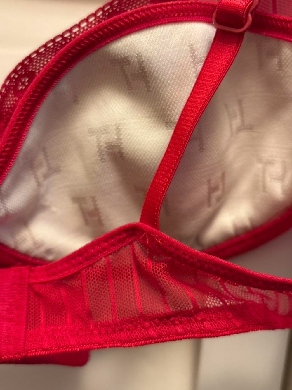 Tommy Hilfiger Bra 34B Red Sheer Mesh Unlined Underwire Balconette Logo Lingerie - Picture 6 of 7